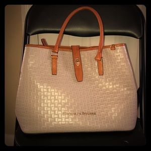 Dooney & Bourke Bag